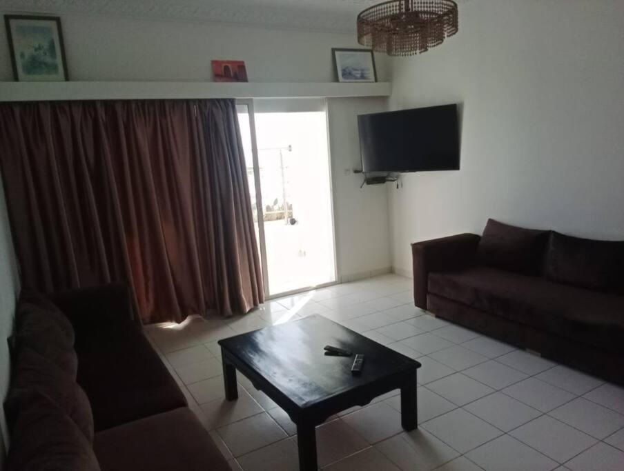 Superbe Appartement Pied Et Vue Sur Mer ทากาเซาท์ ภายนอก รูปภาพ